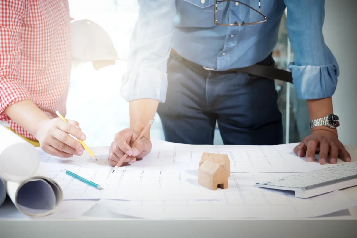 Planung der Sanierung im Team – Renovierung Messie-Wohnung